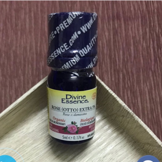 TINH DẦU HOA HỒNG EXTRA 5% 5ML- DIVINE ESSENCE