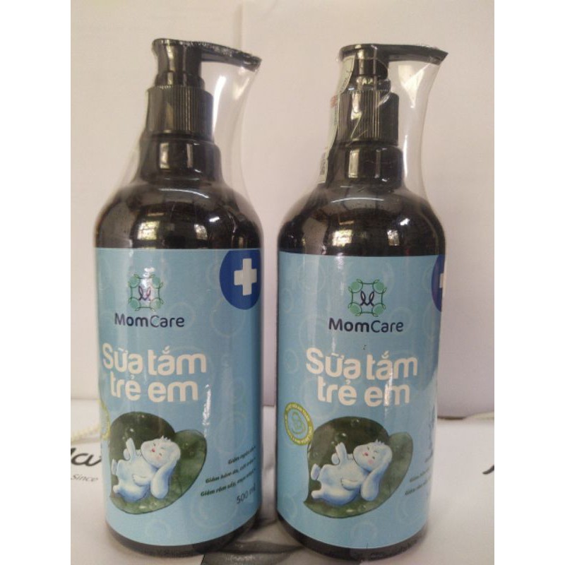 Sữa tắm gội Thảo Dược  Momcare cho trẻ sơ sinh và trẻ em 500ml