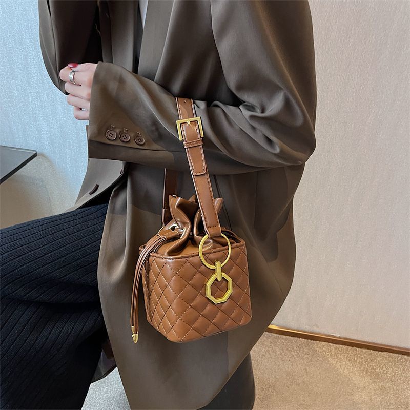 Túi Hộp Dáng Vuông Nhỏ Có Dây Rút Phong Cách Retro Thời Trang Cao Cấp 2022 Cho Nữ