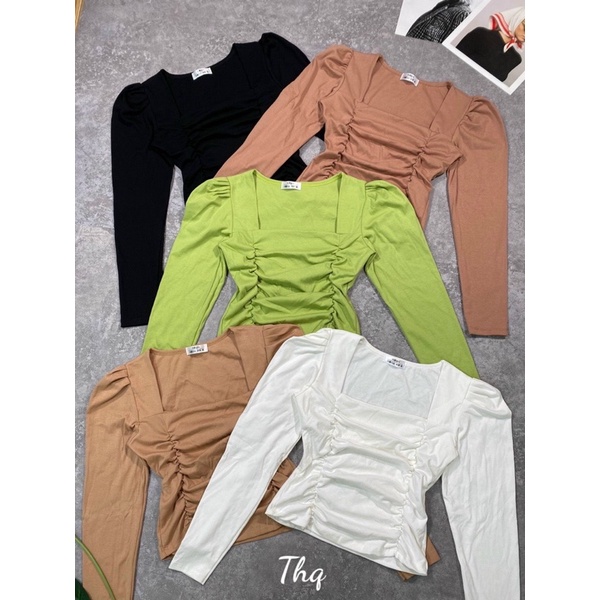 Áo thun cổ vuông rúm tay bồng