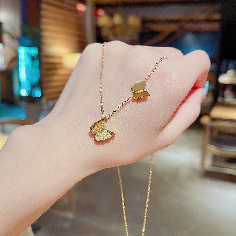 Dây chuyền titan nữ không gỉ mạ vàng 18k hình bướm  thời trang Her Accessories CT23