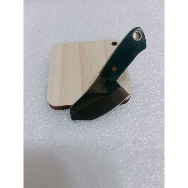 Móc khoá dao mini tặng thớt