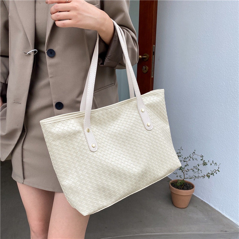 Túi tote Đeo Vai Đan Tay Sức Chứa Lớn Thiết Kế Mùa Hè Dễ Phối Đồ Cho Bạn Gái