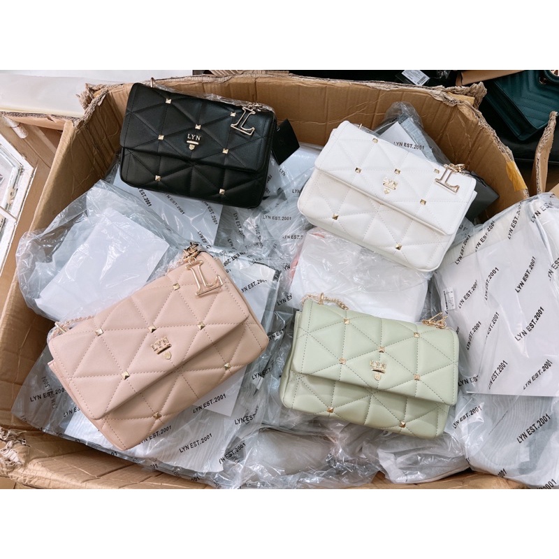 TÚI đeo chéo LYN TRINITY HANDBAGS