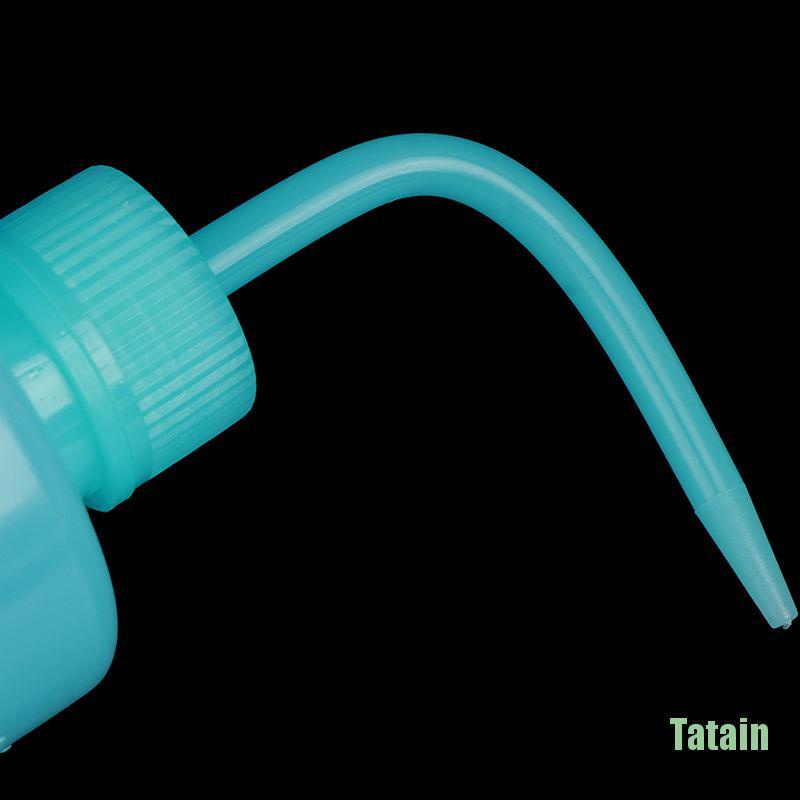 1 bình xịt xà phòng bằng nhựa màu trắng trong suốt cho phòng thí nghiệm