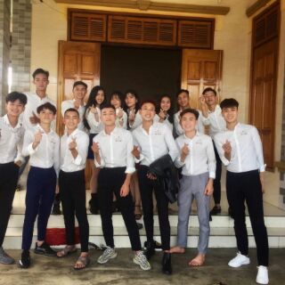 Sơ mi thêu tên nhịp tim