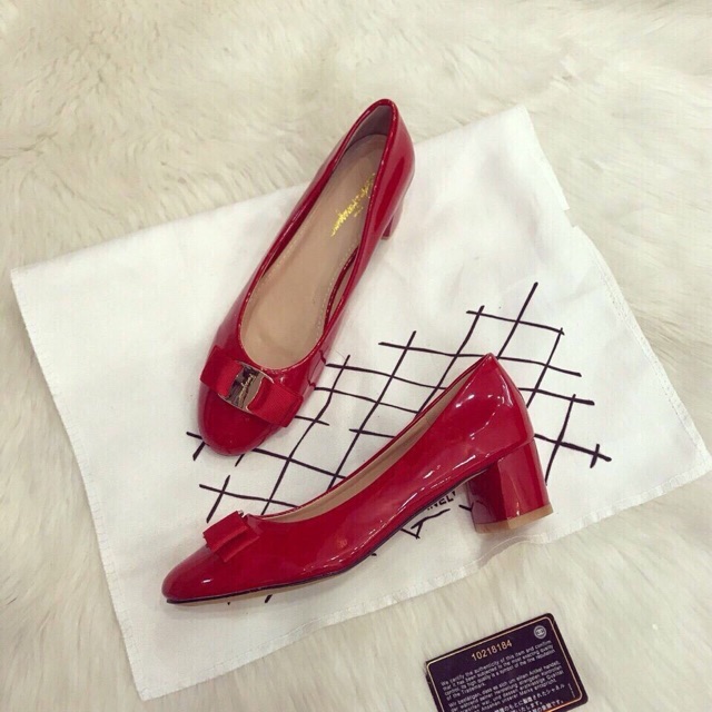 Giày gót vuông savatore đen, đỏ