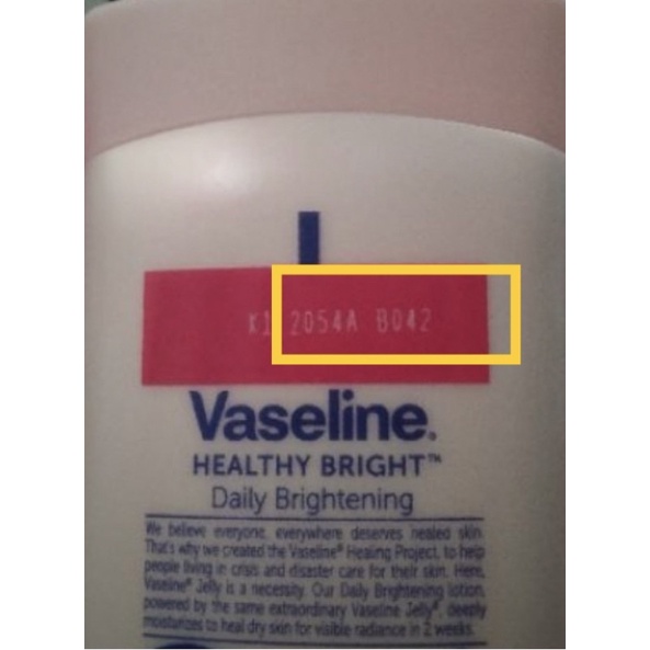 Sữa dưỡng thể trắng da Vaseline Healthy White UV Lightening 725ml