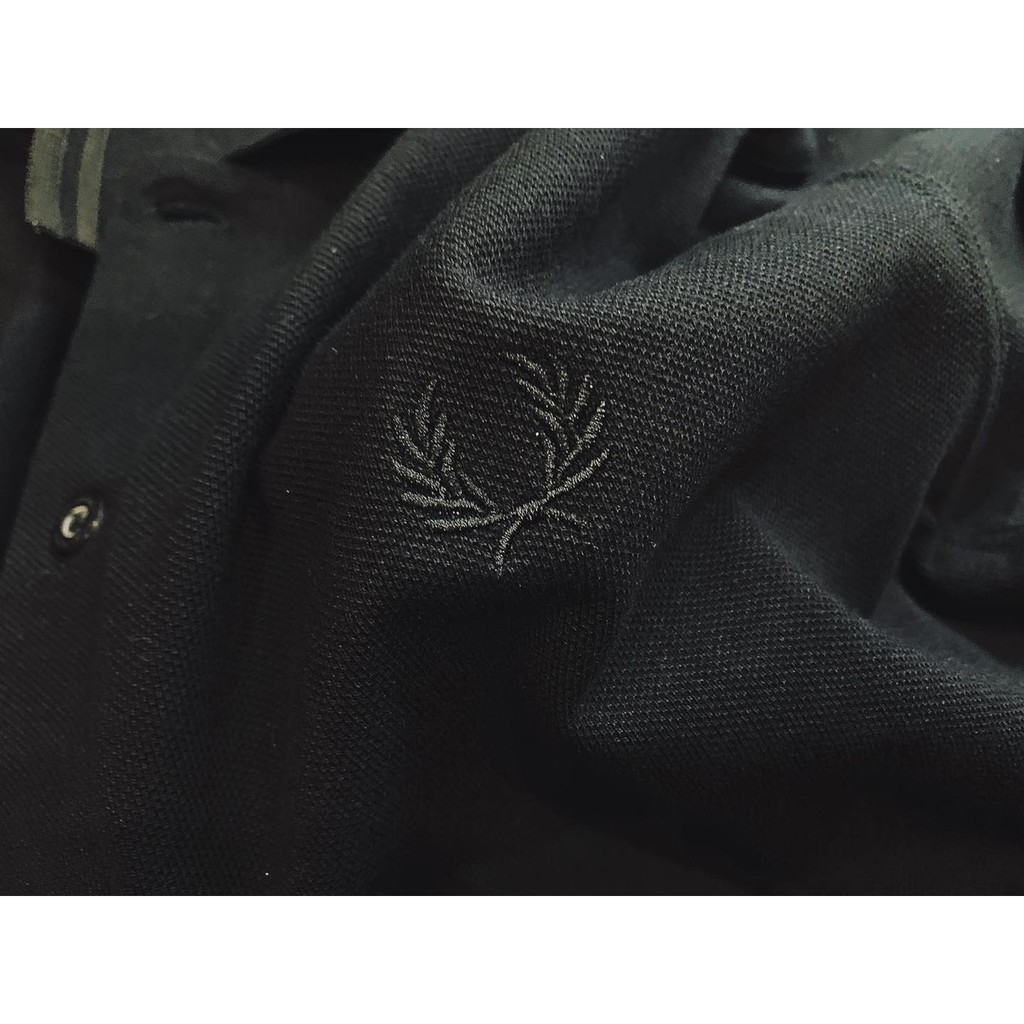 Polo Fred Perry nam cộc tay cổ kẻ viềN