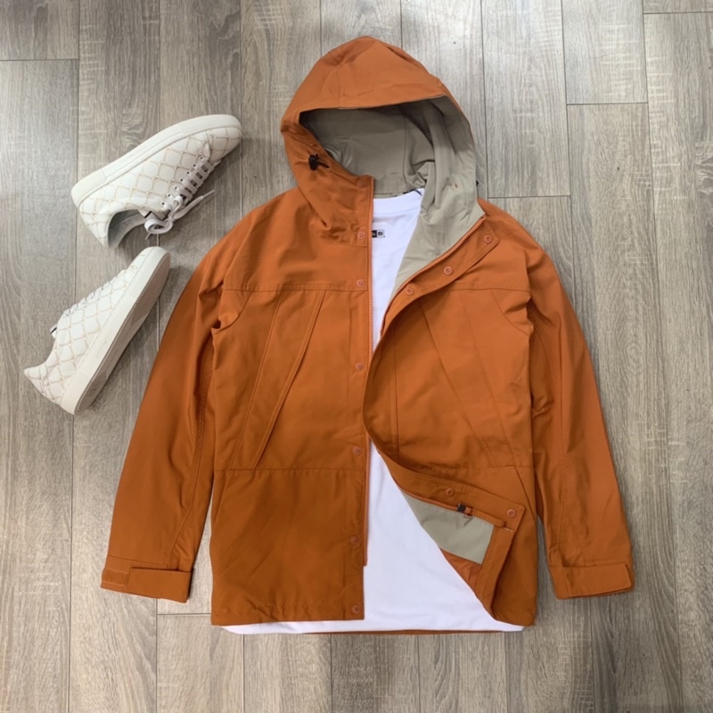 Áo khoác gió U.Q Jacket