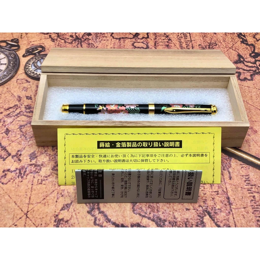 Bút máy Nhật Bản sử dụng kỹ thuật Maki-e
