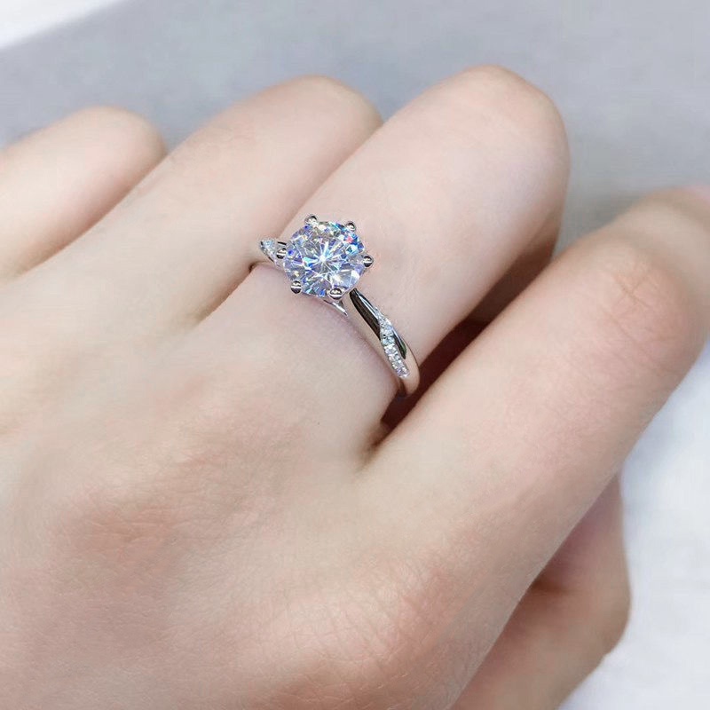 Nhẫn Nữ Mạ Bạc Đính Đá Pha Lê Trắng Sang Trọng