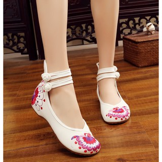 Embroidered Cotton Shoes Ethnic Style Tendon Bottom Height Increasing Insole Square Dance Spring and Autumn Women s Shoe thumbnail
