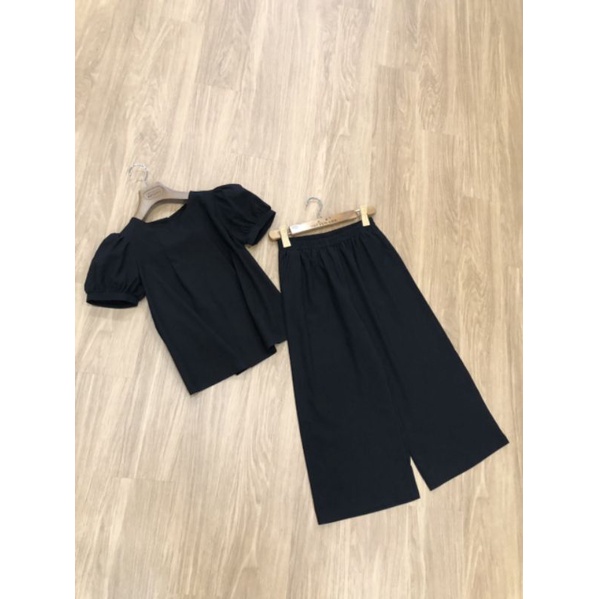 Set nana linen. Sét bộ hàng xuất xịn đúng chuẩn phom, hàng xuất xịn.