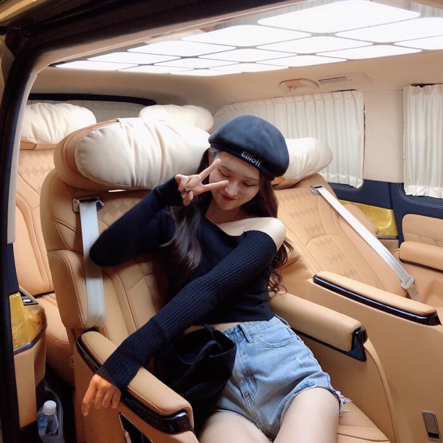 Áo thun gân lệch vai 🥰🥰🥰 | BigBuy360 - bigbuy360.vn