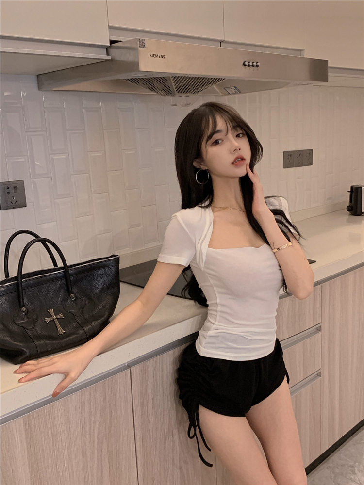 Áo kiểu SUXI dáng croptop tay ngắn thời trang dành cho nữ