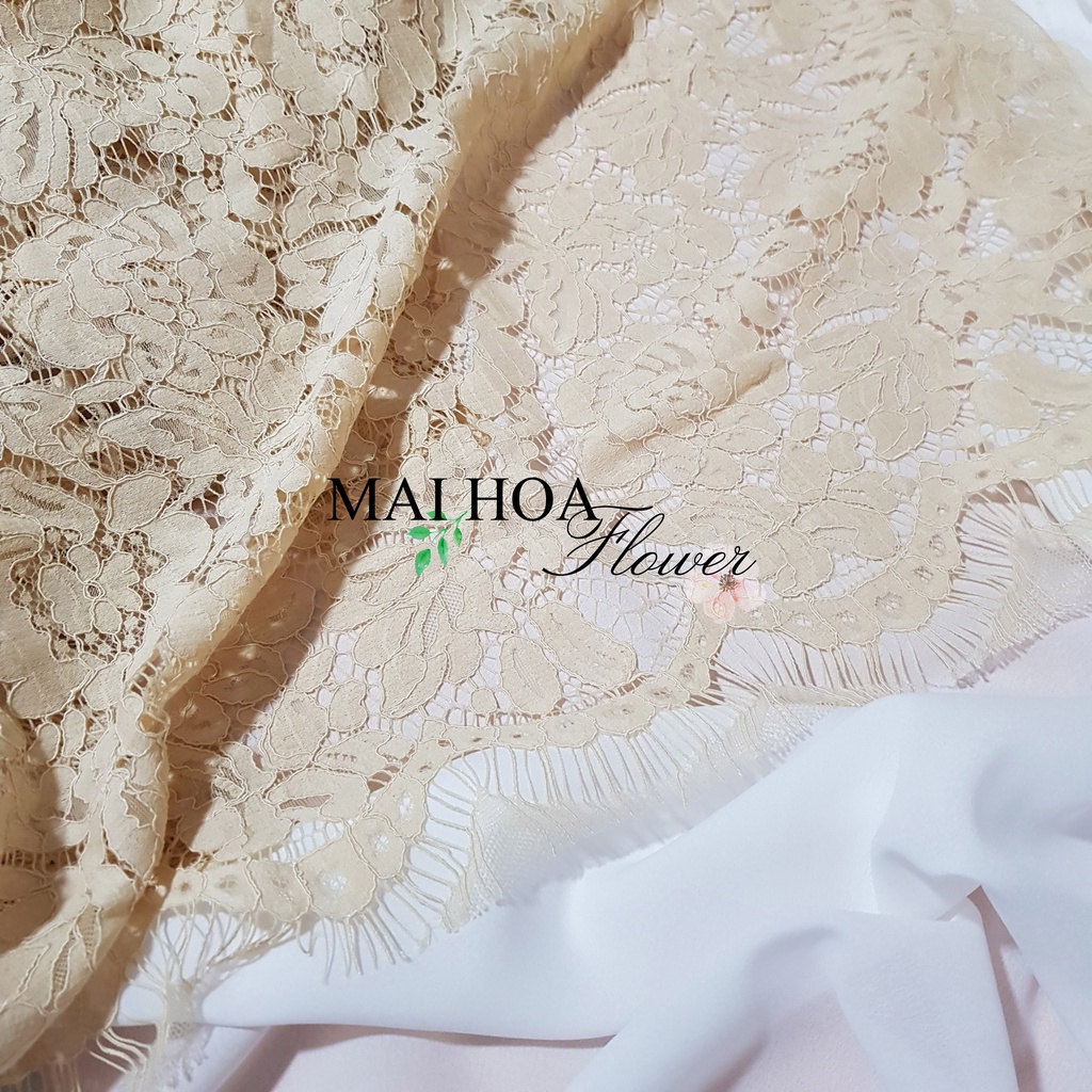 Vải ren màu kem nhạt dùng làm vải may váy áo, ren hai chân có co giãn 150x150cm, Maihoaflower