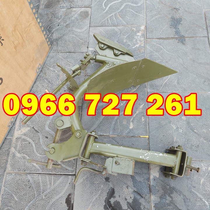 Lưỡi cày lật máy xới đất Savimax