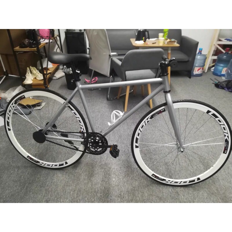 FIXED GEAR - SINGLE HOT NHẤT TRONG MUA HÈ NÀY Xe đạp dành cho giới trẻ