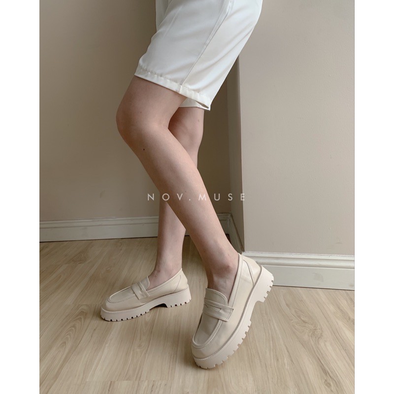 1971 - GIÀY ĐẾ KẾP ĐEN/TRẮNG KEM | BigBuy360 - bigbuy360.vn