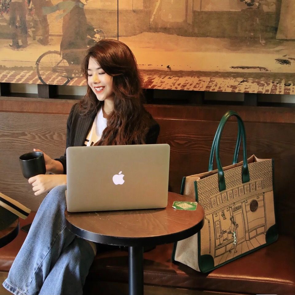 Starbucks 2021 limited collection 50th anniversary Vintage Linen letter canvas bag large capacity one shoulder handbag
