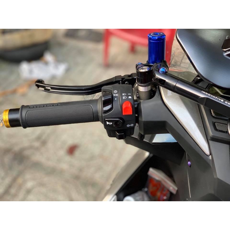 Cùm Nút Đỏ domino trái phải - Vindecal BD