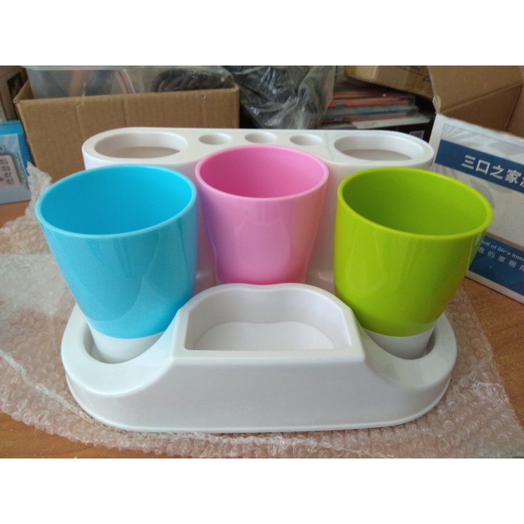 Bộ Kê bàn chải 3 cốc