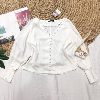 Áo trắng vintage