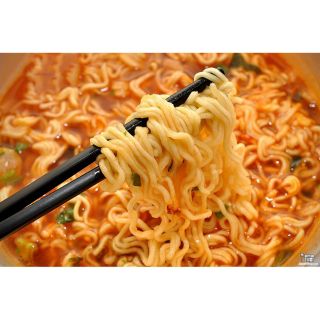 Mì Yeul cay Hàn Quốc 62g OTOKI Ottogi (cũ)