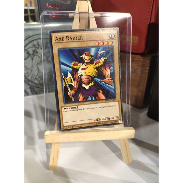 Lá bài thẻ bài Yugioh Búa Rìu Axe Raider - Tặng bọc bài nhựa bảo quản
