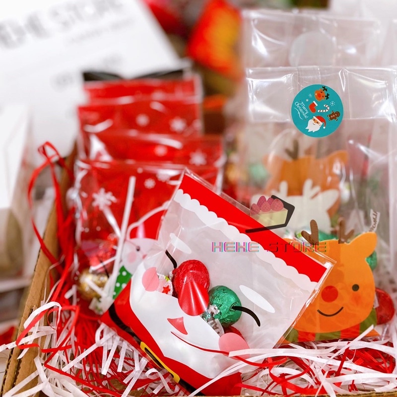 SOCOLA GIÁNG SINH KISSES HERSHEY’s FERRERO tách lẻ kèm túi Noel