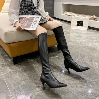 Boot cao khoá cạnh