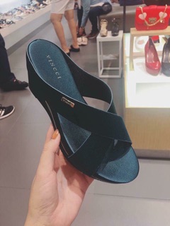 Dép xuồng Vincci