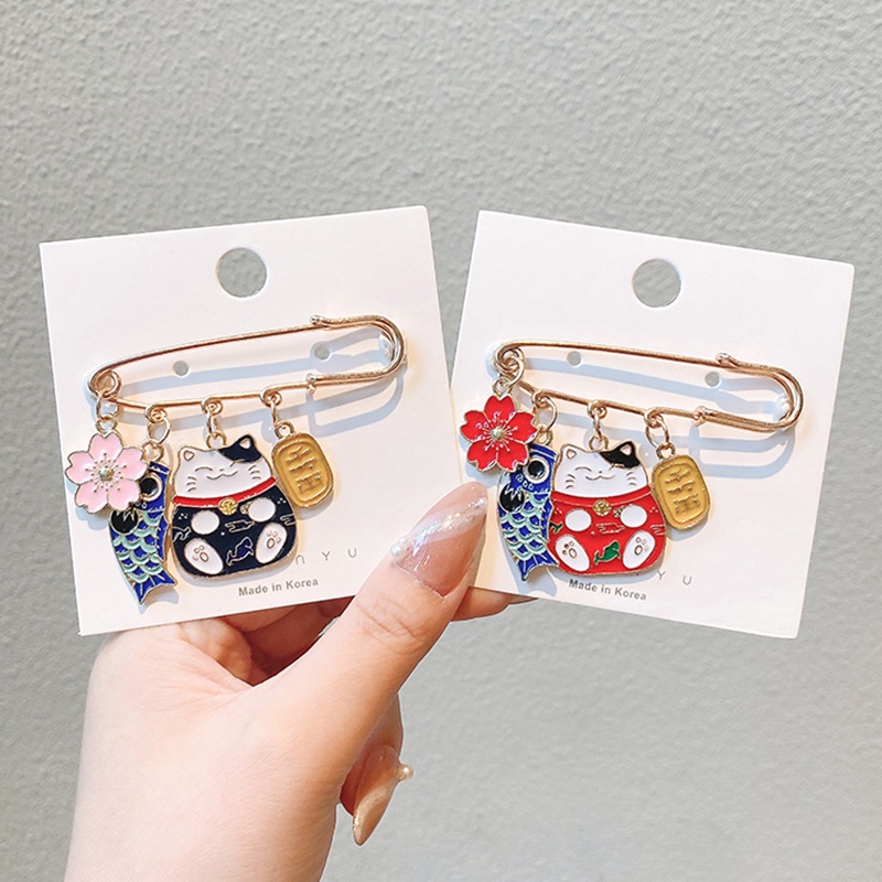 Ghim cài phong cách hoạt hình dễ thương cho nữ