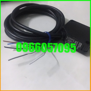 Cảm biến quang Omron  E3JK-RR12-C