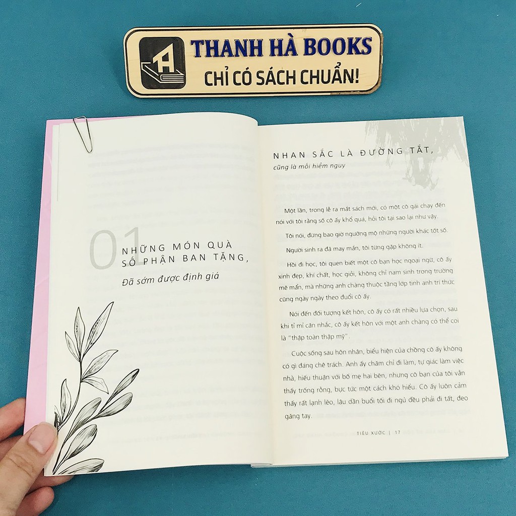 Sách - Làm Sao Để Tồn Tại Giữa Thời Đại Chuộng Nhan Sắc? | BigBuy360 - bigbuy360.vn