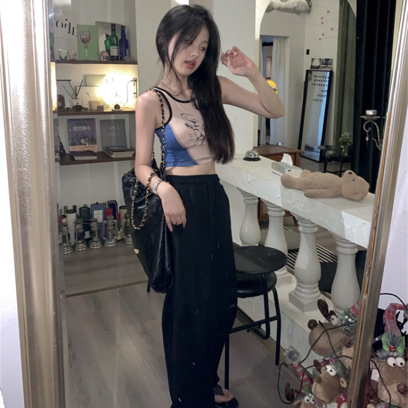 Áo Croptop Sát Nách Hoạ Tiết In Thiết Kế Hợp Thời Trang