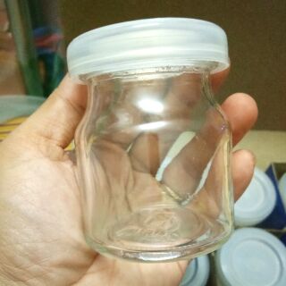 Hủ đựng sữa chua bằng thủy tinh có nắp đậy