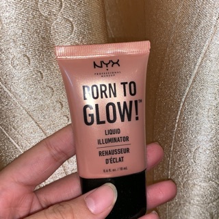 Kem lót Born to Glow Nyx
