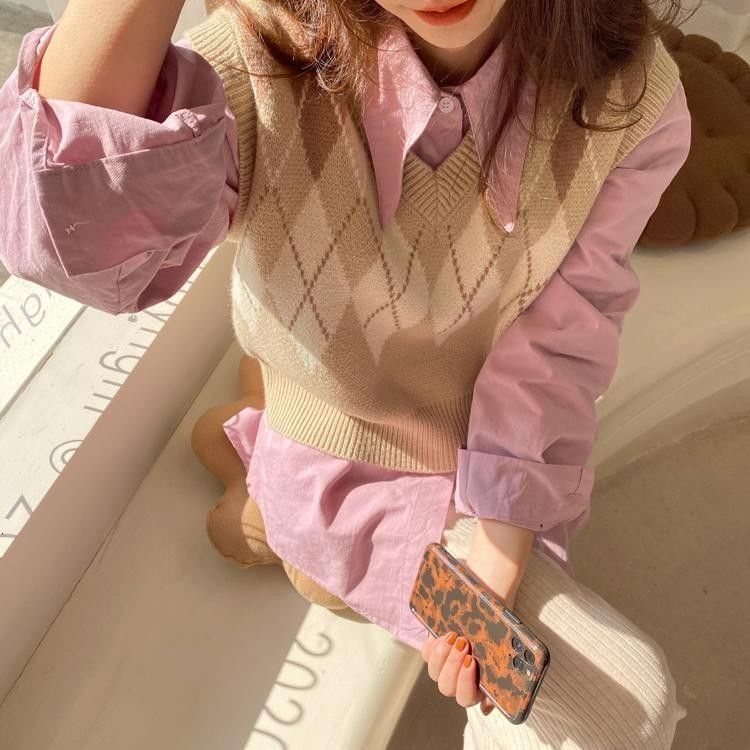 Áo sát nách dệt kim cổ chữ V dáng rộng họa tiết kẻ sọc thời trang