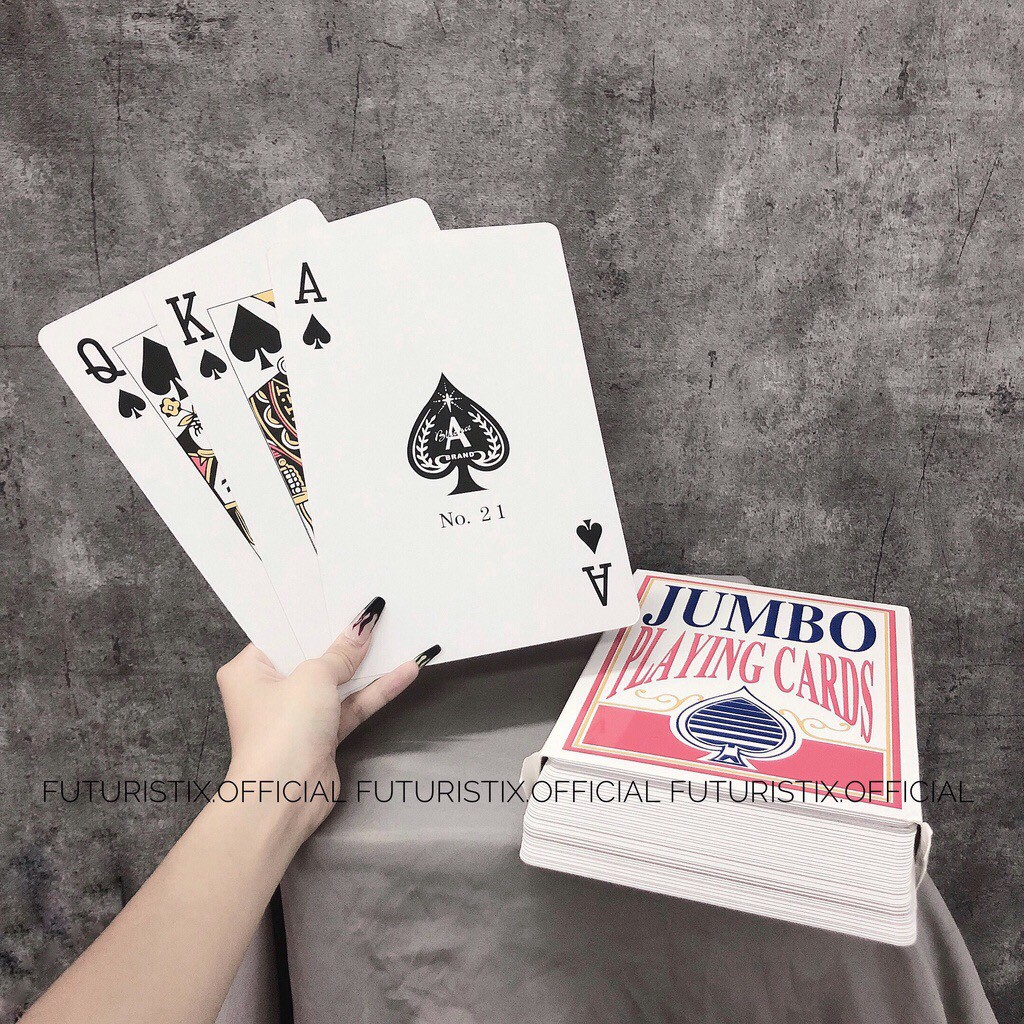 Bộ Bài Poker siêu khổng lồ và bài siêu mini độc lạ FuturistiX
