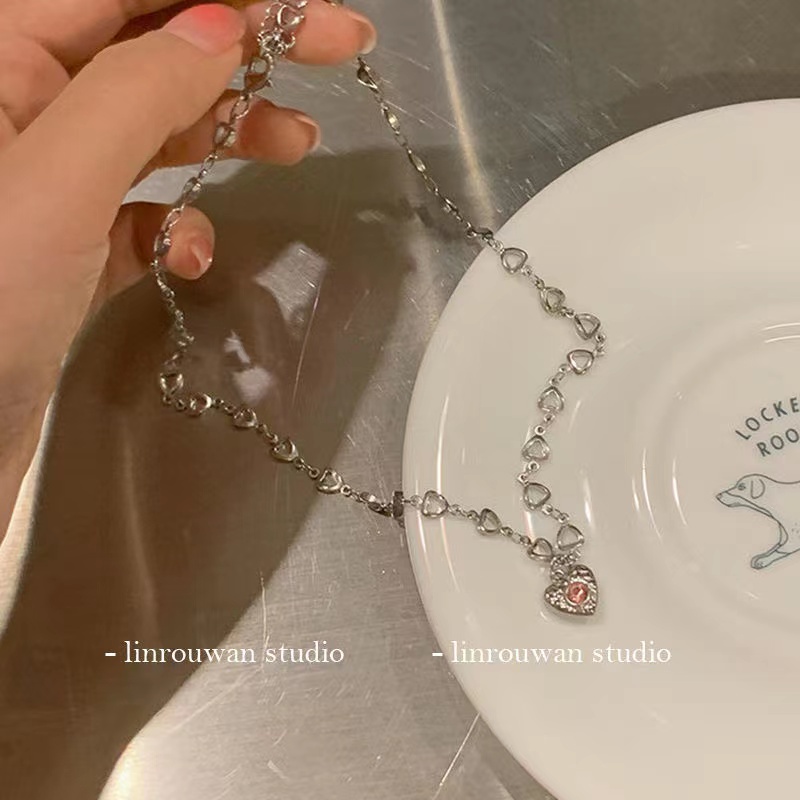 Vòng cổ choker iF YOU mặt trái tim hồng thời trang thanh lịch