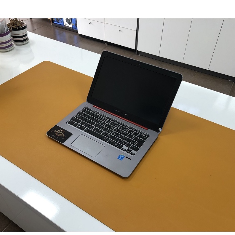 Laptop HP Elitebook 1020SE Core M5 Y51/ Ram 8Gb/ Màn hình 12.5inch 2k/ Vỏ hợp kim cao cấp | BigBuy360 - bigbuy360.vn