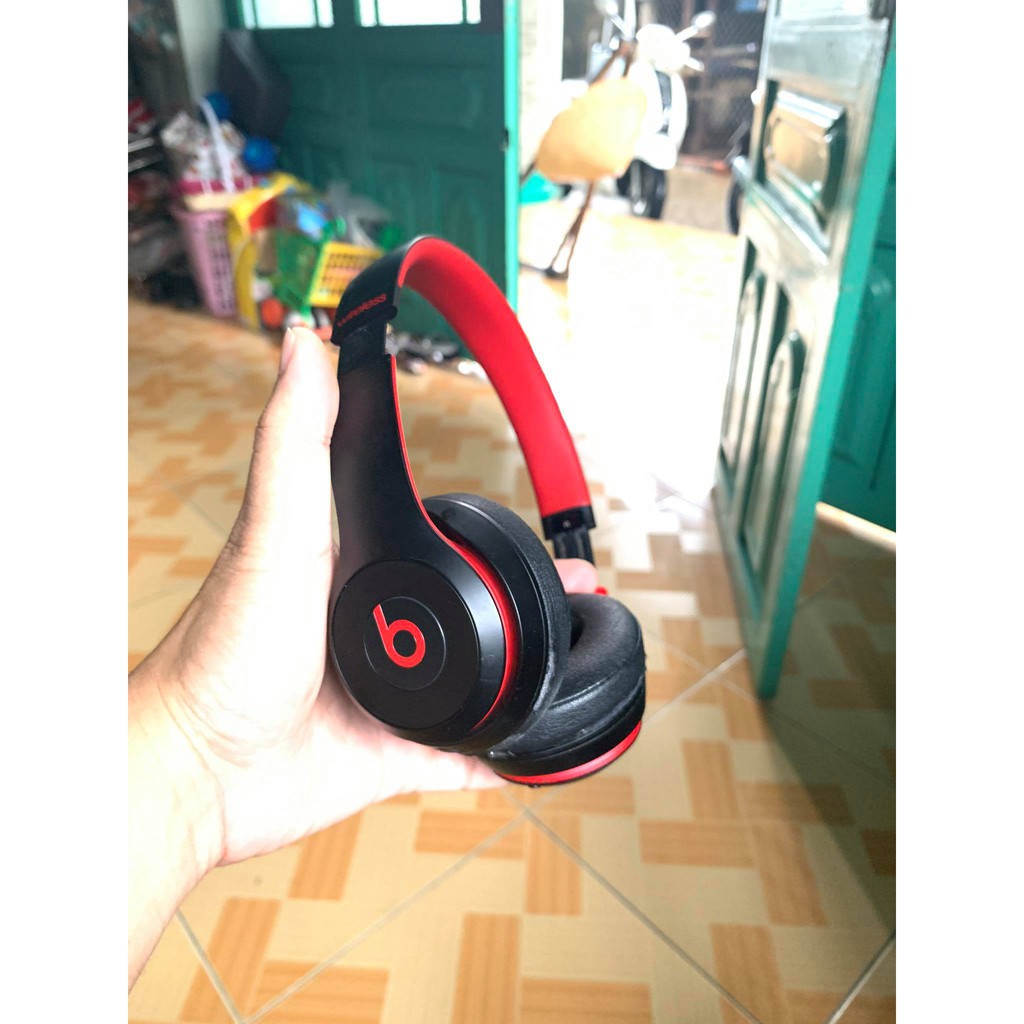 Tai nghe Beats Solo Wireless 3 chính hãng FPT Shop - đã qua sử dụng 95%