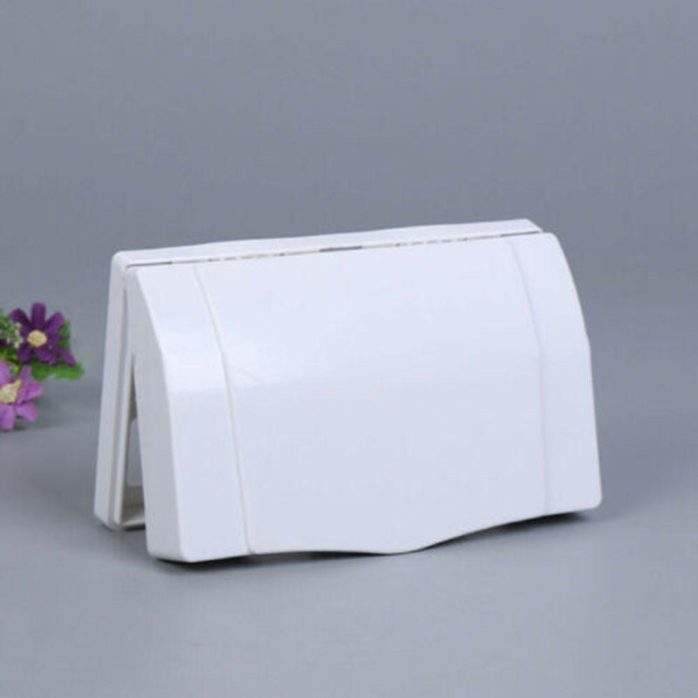 1 Ổ Cắm Điện An Toàn Cho Bé Màu Trắng