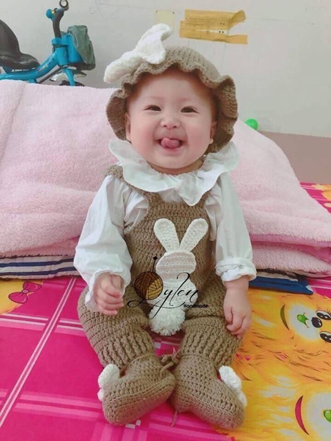 Set yếm len handmade cho bé