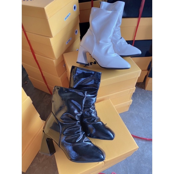 BOOT NỮ CỔ CAO BỐT NHĂN DA BÓNG GÓT VẠT SỐ 7 LOẠI ĐẸP HỘP VÀNG 8088