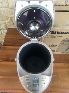 Bình thủy điện Panasonic NC-BG3000 3L
