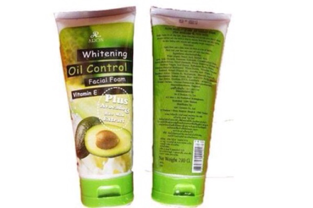 Sữa rửa mặt kem bơ