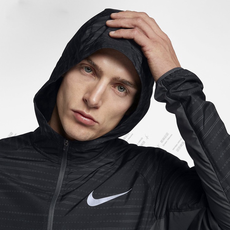Áo khoác gió Nike 2020 siêu nhẹ siêu chống thấm phong cách thể thao năng động